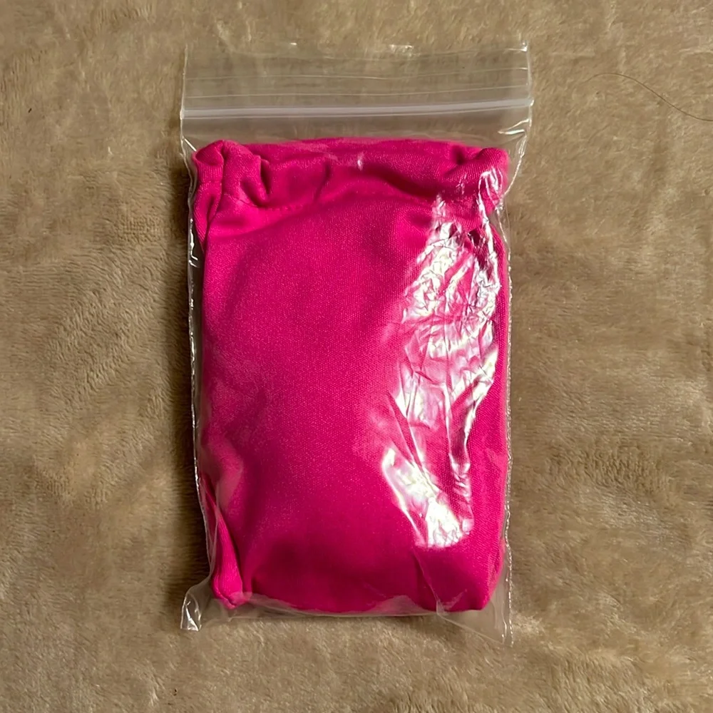 Sleep Pretty in Pink. Sleeping Mask. NWOT. Storage bag included.